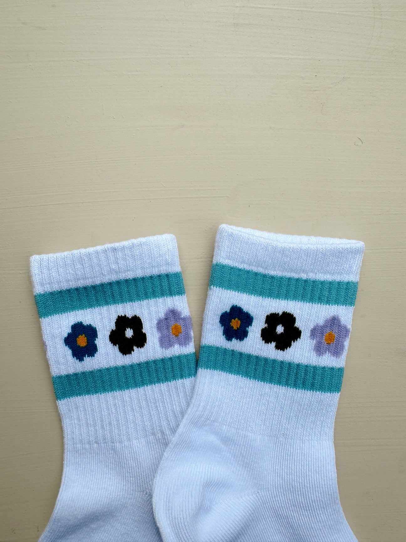 The Vintage Daisy Socks